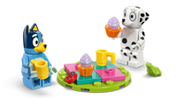 LEGO  BLUEY 11201 Divertimento al parco giochi di Bluey e Chloe