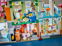 LEGO FRIENDS 42670 Appartamenti e negozi di Heartlake City