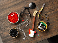 LEGO IDEAS 21329 Fender® Stratocaster™ LEGO® Ideas