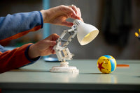 LEGO Ideas 21357 ǀ Disney Pixar Luxo Jr.