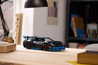 LEGO TECHNICH 42176 Auto da corsa Porsche GT4 e-Performance