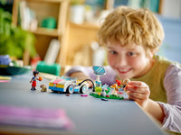 LEGO FRIENDS 42609 Auto elettrica e caricabatterie