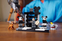 Lego Disney 43230 Cinepresa omaggio a Walt Disney