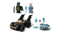 LEGO DC SUPER HEROS 76301 Batman™ e Batmobile™ contro Mr. Freeze™