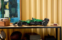 LEGO® Technic 42240 - Auto da corsa Aston Martin Aramco AMR25 F1 USCITA LUGLIO